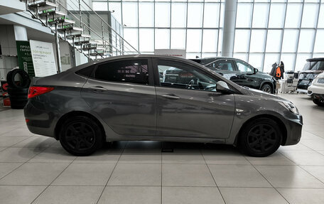 Hyundai Solaris II рестайлинг, 2013 год, 650 000 рублей, 8 фотография