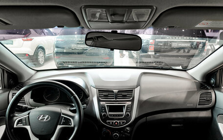 Hyundai Solaris II рестайлинг, 2013 год, 650 000 рублей, 18 фотография