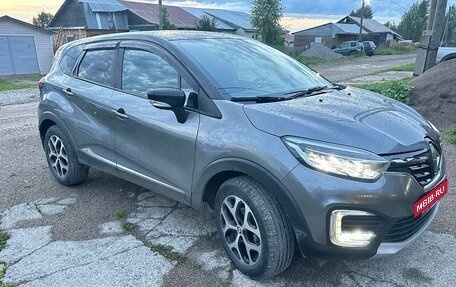 Renault Kaptur I рестайлинг, 2020 год, 1 600 000 рублей, 5 фотография