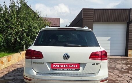 Volkswagen Touareg III, 2015 год, 3 000 000 рублей, 4 фотография