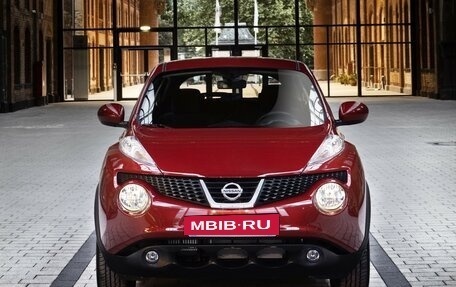 Nissan Juke II, 2011 год, 3 фотография