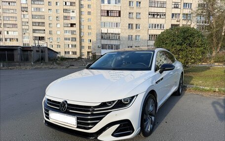 Volkswagen Passat CC, 2021 год, 4 300 000 рублей, 5 фотография
