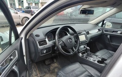Volkswagen Touareg III, 2015 год, 2 400 000 рублей, 1 фотография