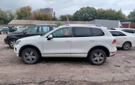 Volkswagen Touareg III, 2015 год, 2 400 000 рублей, 5 фотография