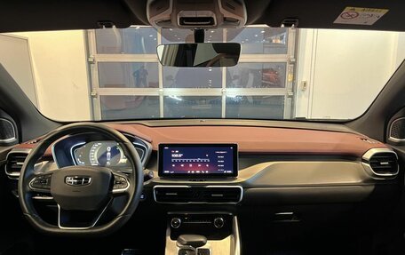 Geely Coolray I, 2024 год, 1 937 000 рублей, 9 фотография