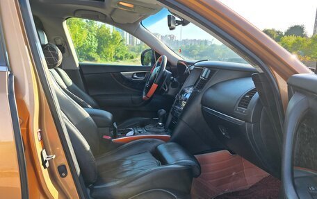 Infiniti FX II, 2009 год, 2 000 000 рублей, 14 фотография
