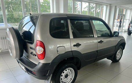 Chevrolet Niva I рестайлинг, 2020 год, 820 000 рублей, 6 фотография