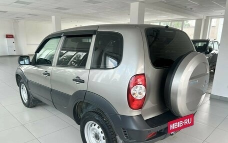 Chevrolet Niva I рестайлинг, 2020 год, 820 000 рублей, 9 фотография