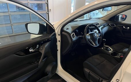 Nissan Qashqai, 2016 год, 1 800 000 рублей, 21 фотография