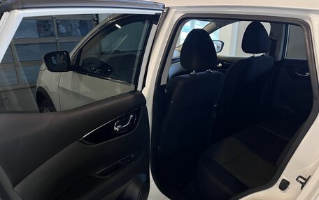 Nissan Qashqai, 2016 год, 1 800 000 рублей, 24 фотография