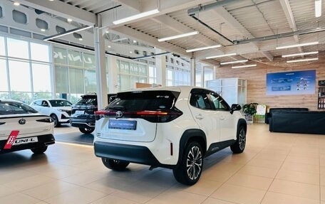 Toyota Yaris Cross, 2020 год, 2 299 999 рублей, 6 фотография