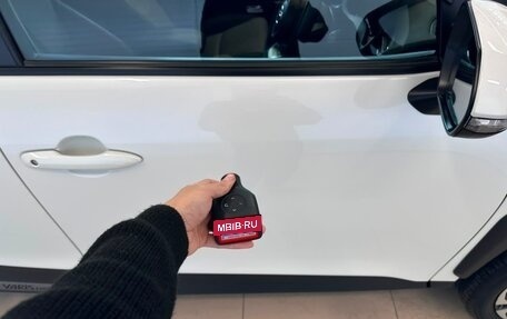 Toyota Yaris Cross, 2020 год, 2 299 999 рублей, 28 фотография