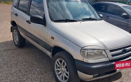 Chevrolet Niva I рестайлинг, 2003 год, 275 000 рублей, 3 фотография
