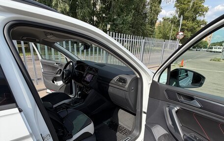 Volkswagen Tiguan II, 2021 год, 3 050 000 рублей, 11 фотография
