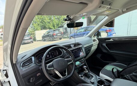 Volkswagen Tiguan II, 2021 год, 3 050 000 рублей, 8 фотография