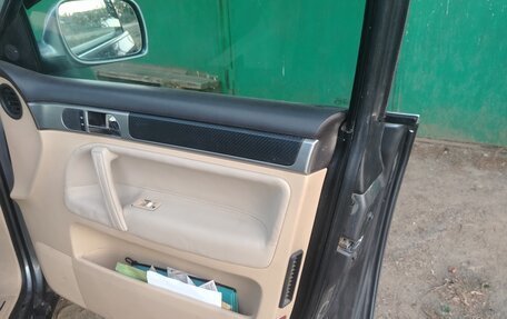 Volkswagen Touareg III, 2003 год, 860 000 рублей, 8 фотография