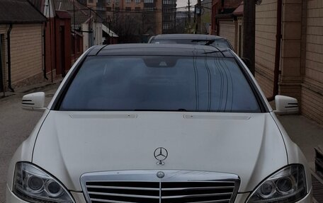 Mercedes-Benz S-Класс, 2010 год, 1 750 000 рублей, 7 фотография