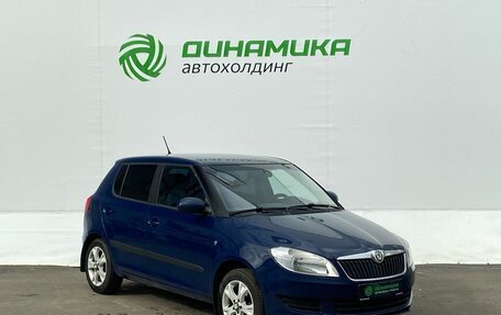 Skoda Fabia II, 2011 год, 530 000 рублей, 3 фотография