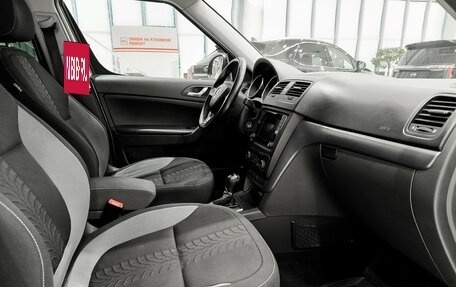 Skoda Yeti I рестайлинг, 2015 год, 955 000 рублей, 15 фотография
