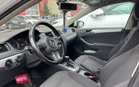 Volkswagen Jetta VI, 2012 год, 1 050 000 рублей, 8 фотография