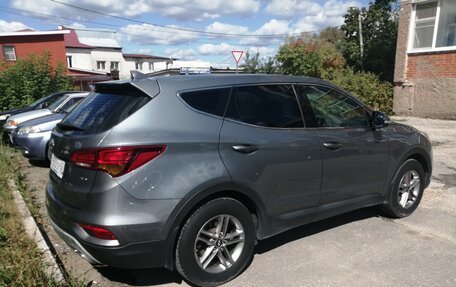 Hyundai Santa Fe III рестайлинг, 2017 год, 2 450 000 рублей, 2 фотография