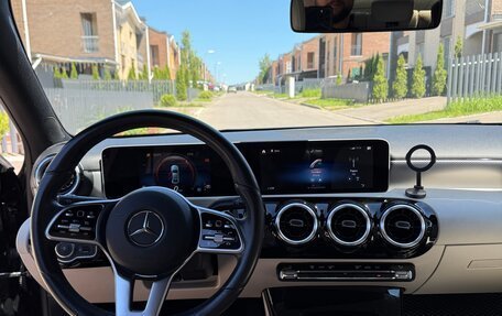 Mercedes-Benz A-Класс, 2020 год, 2 450 000 рублей, 9 фотография