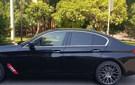 BMW 5 серия, 2017 год, 2 350 000 рублей, 3 фотография