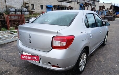 Renault Logan II, 2018 год, 900 000 рублей, 2 фотография