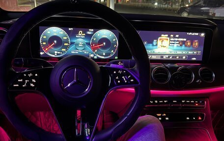 Mercedes-Benz E-Класс, 2022 год, 6 000 000 рублей, 10 фотография