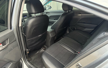 Hyundai Elantra VI рестайлинг, 2016 год, 1 175 000 рублей, 19 фотография