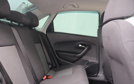 Volkswagen Polo VI (EU Market), 2013 год, 675 000 рублей, 19 фотография