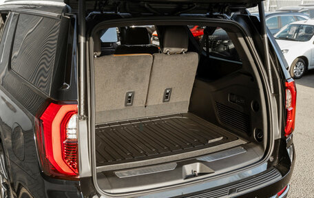 GMC Yukon IV, 2024 год, 24 000 000 рублей, 12 фотография