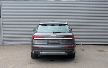 Audi Q7, 2022 год, 8 000 000 рублей, 17 фотография