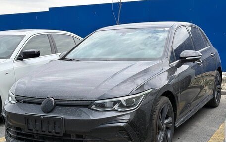 Volkswagen Golf VIII, 2023 год, 2 500 000 рублей, 1 фотография