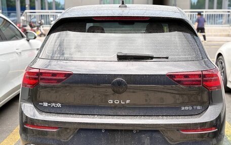 Volkswagen Golf VIII, 2023 год, 2 500 000 рублей, 4 фотография