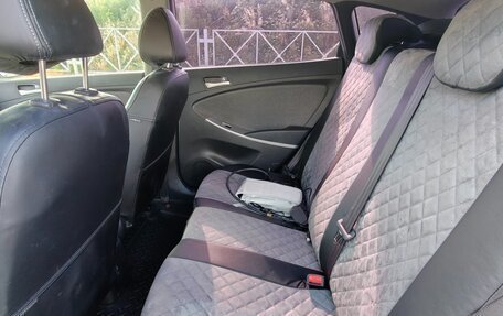 Hyundai Solaris II рестайлинг, 2013 год, 750 000 рублей, 5 фотография