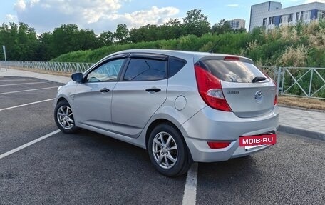 Hyundai Solaris II рестайлинг, 2013 год, 750 000 рублей, 7 фотография