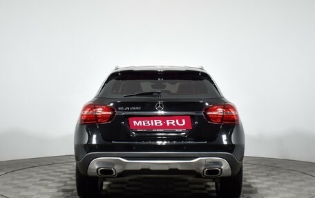 Mercedes-Benz GLA, 2018 год, 2 220 000 рублей, 6 фотография