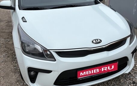 KIA Rio IV, 2018 год, 1 100 000 рублей, 1 фотография