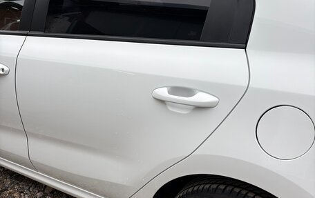 KIA Rio IV, 2018 год, 1 100 000 рублей, 10 фотография