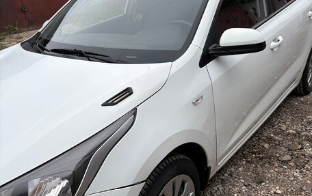 KIA Rio IV, 2018 год, 1 100 000 рублей, 14 фотография