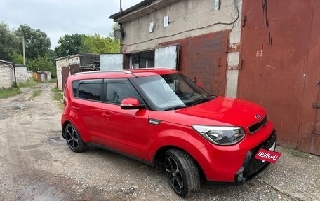 KIA Soul II рестайлинг, 2014 год, 880 000 рублей, 40 фотография