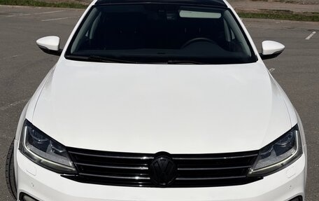 Volkswagen Jetta VI, 2015 год, 990 000 рублей, 3 фотография
