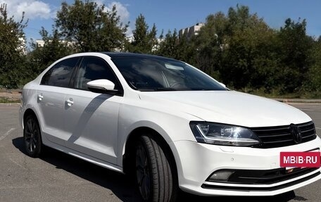 Volkswagen Jetta VI, 2015 год, 990 000 рублей, 2 фотография
