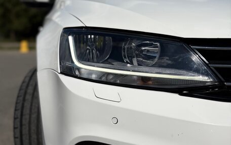 Volkswagen Jetta VI, 2015 год, 990 000 рублей, 24 фотография