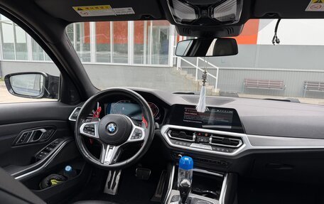 BMW 3 серия, 2020 год, 3 300 000 рублей, 15 фотография