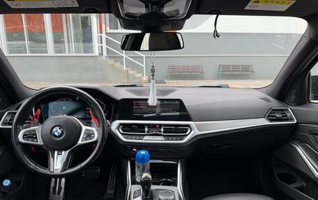 BMW 3 серия, 2020 год, 3 300 000 рублей, 14 фотография