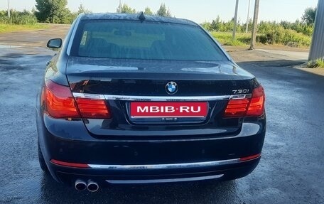 BMW 7 серия, 2014 год, 1 900 000 рублей, 2 фотография