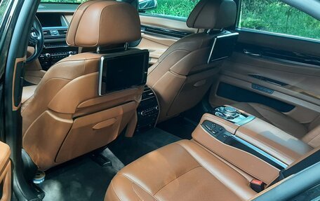 BMW 7 серия, 2014 год, 1 900 000 рублей, 8 фотография
