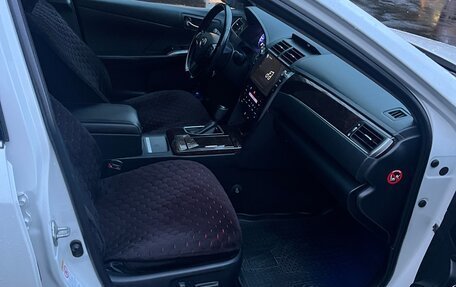 Toyota Camry, 2017 год, 1 850 000 рублей, 11 фотография